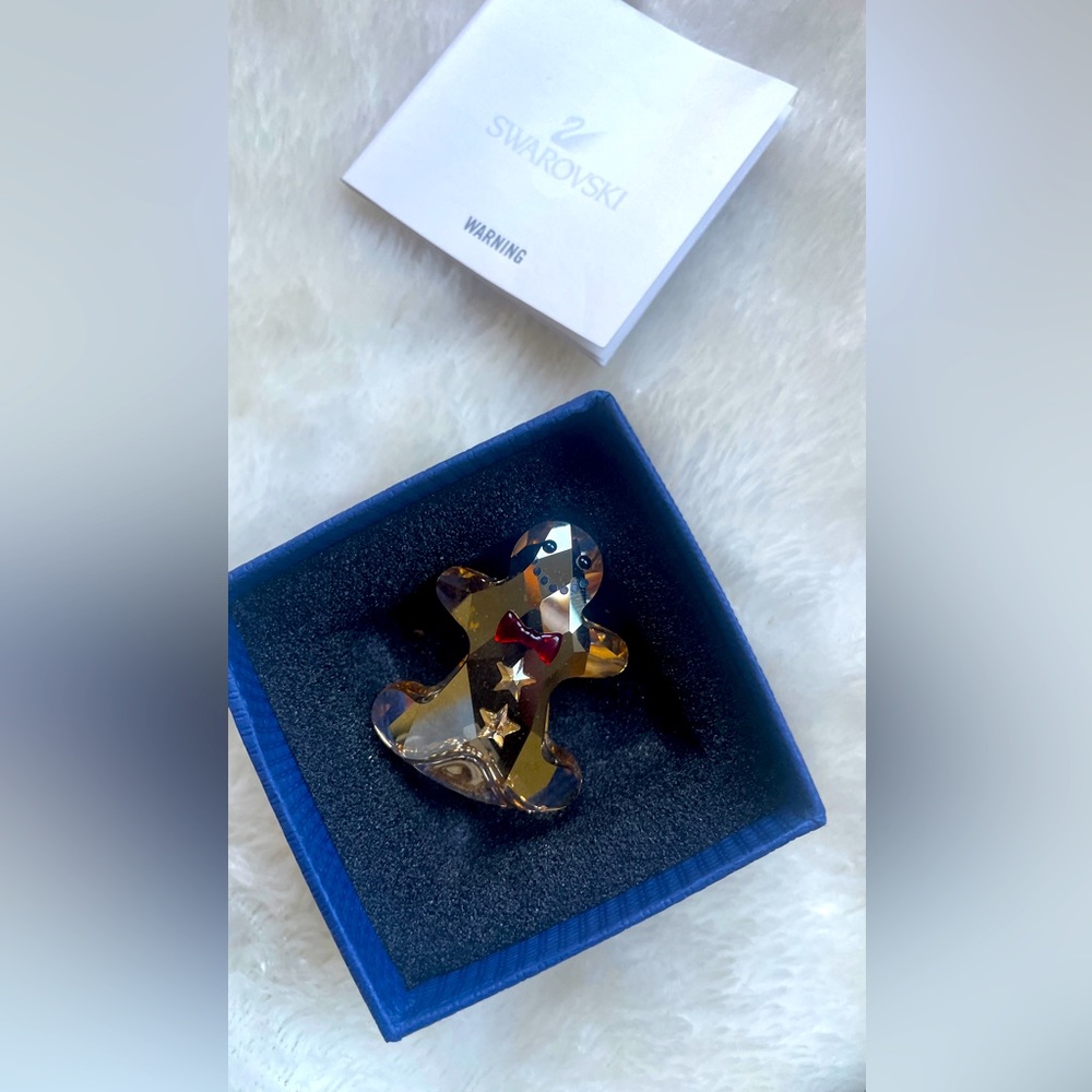 Swarovski Retired Rocking Gingerbread man- preowned - Picture 2 of 8